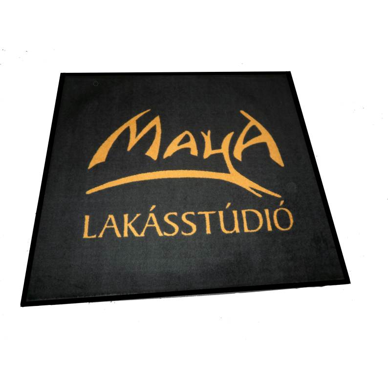 maya-lakasstudio-egyedi-logozott-szőnyeg