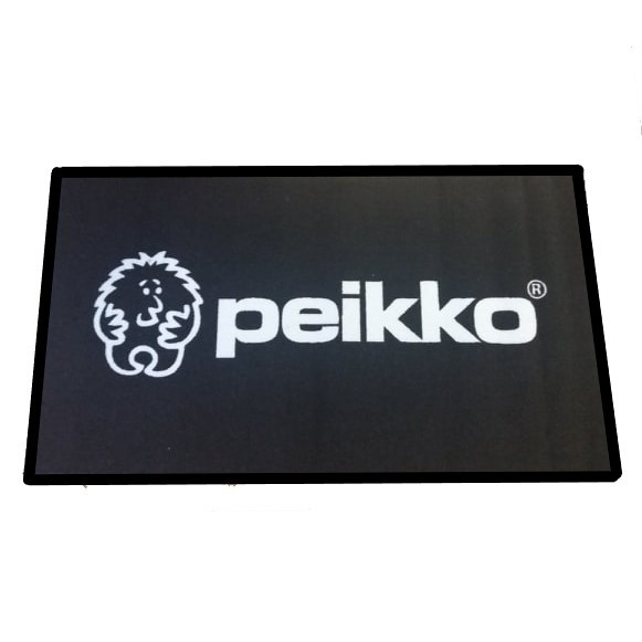 peikko-egyedi-logozott-szőnyeg