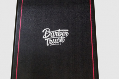 barber-truck-egyedi-logozott-szőnyeg