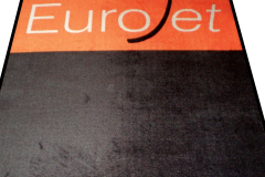 eurojet-egyedi-logozott-szőnyeg