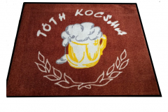 tóthkocsma-egyedi-logozott-szőnyeg