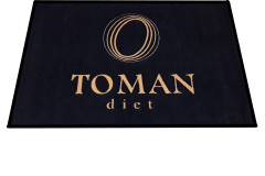 tomank-egyedi-logozott-szőnyeg